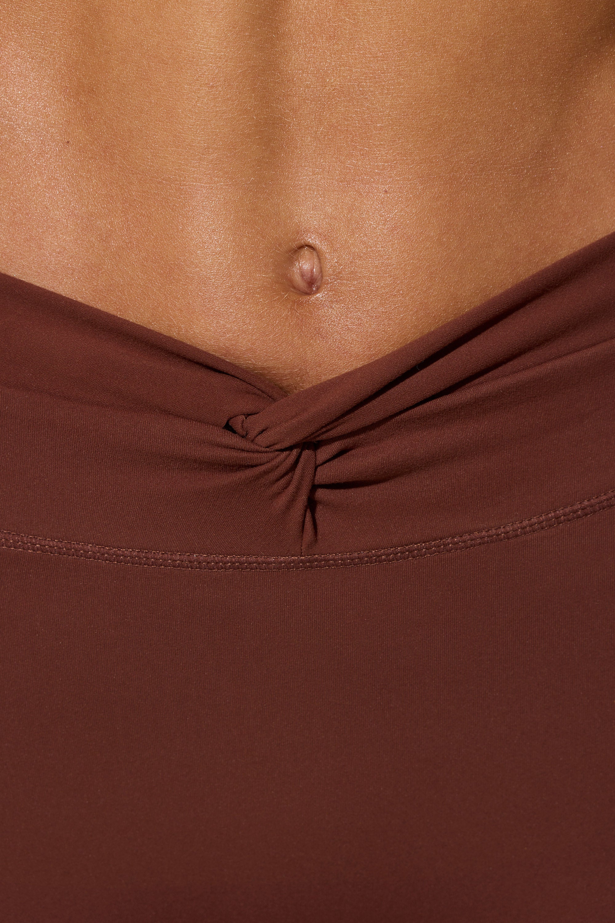 Full Length Leggings with Pockets in Brown